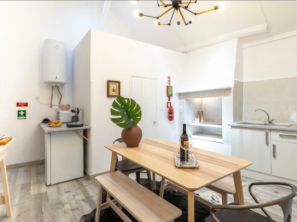 Lisbon Alfama Street View Apartment Exterior foto