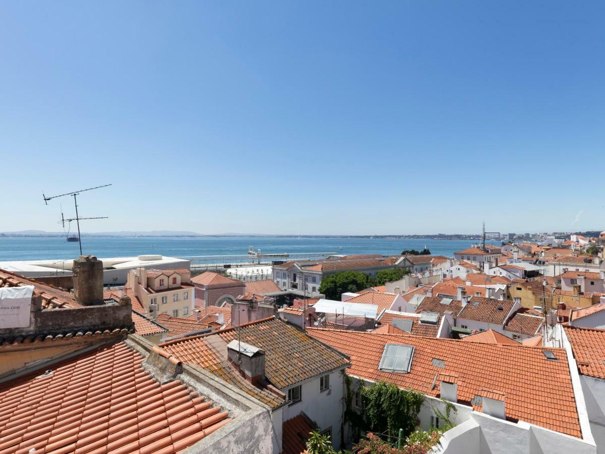 Lisbon Alfama Street View Apartment Exterior foto
