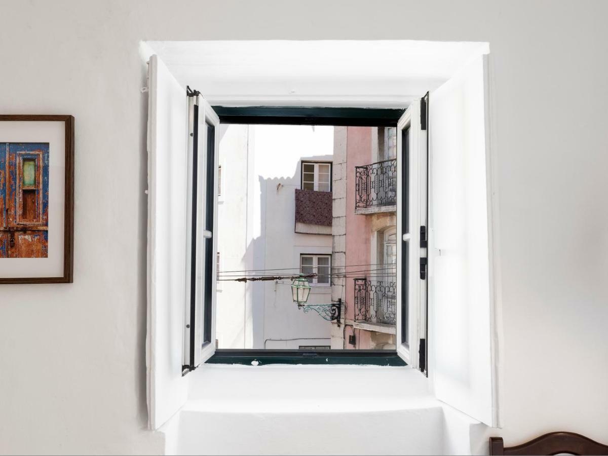 Lisbon Alfama Street View Apartment Exterior foto